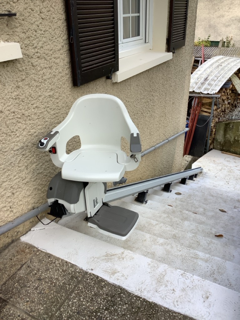 Installation monte-escalier S100 exterieur 5