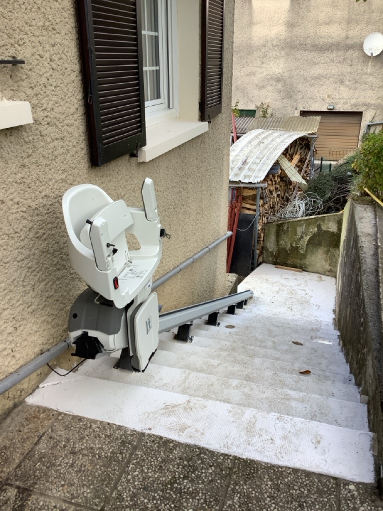 Installation monte-escalier S100 exterieur 6
