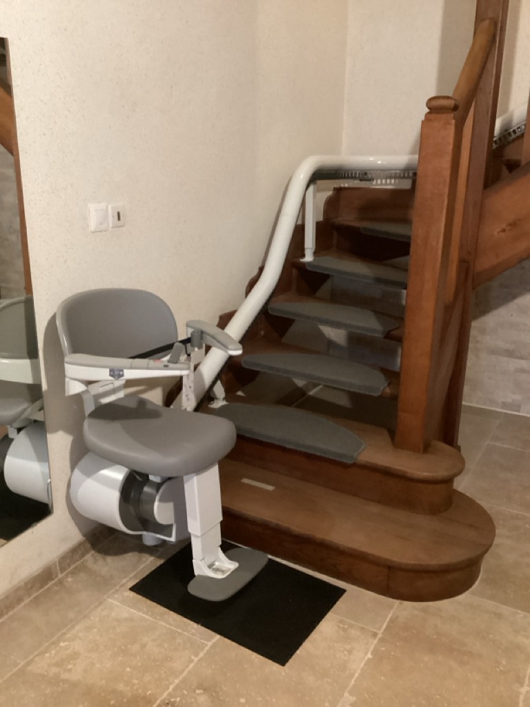 Installation monte-escalier S150 2