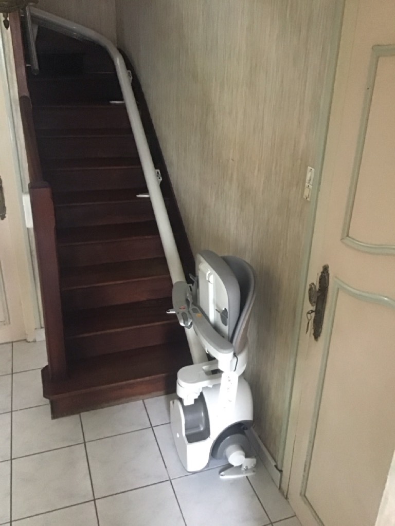 Installation monte-escalier S150 8
